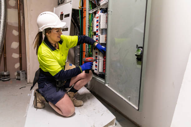 Best Circuit Breaker Repair  in London, CA